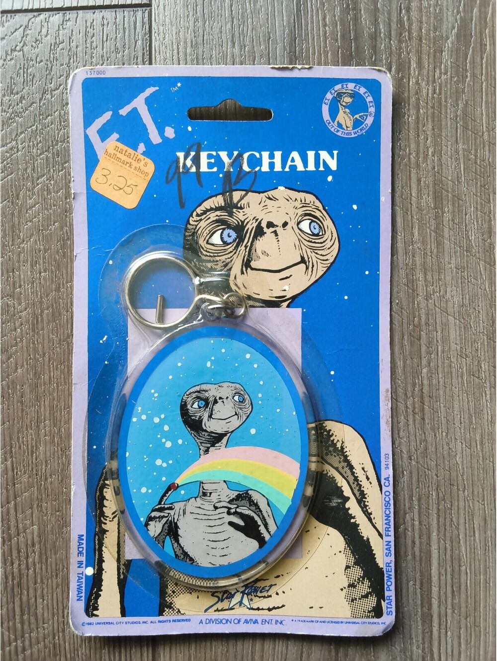 Vintage Collectable 1982 Rare E.T. Extra Terrestrial Keychain Sealed Star Power